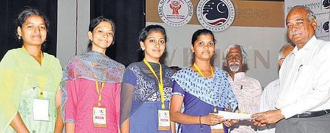 பள்ளிகளைக் காக்க ஒரு படைப்பு