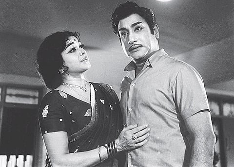 கடிதம் சொன்ன காதல்: மொழி பிரிக்காத உணர்வு