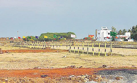 கிராமங்களில் மனைகள் வாங்கலாமா?