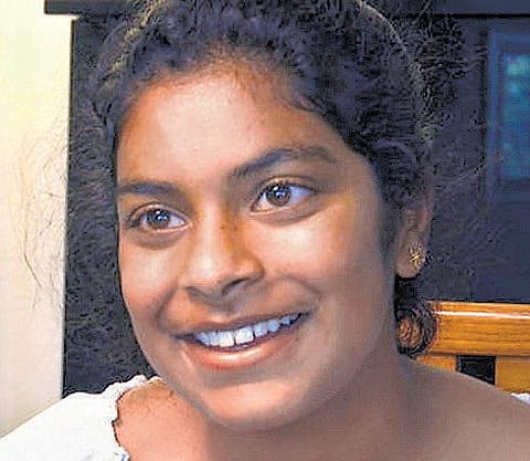 ஸ்மைல் சோனாலி!