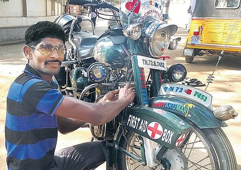 புல்லட் பைக்கில் முதலுதவி