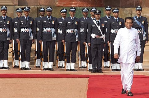 கோடரியால் வெட்டப்பட்ட இலங்கை அதிபர் சிறிசேனாவின் சகோதரர் பலி