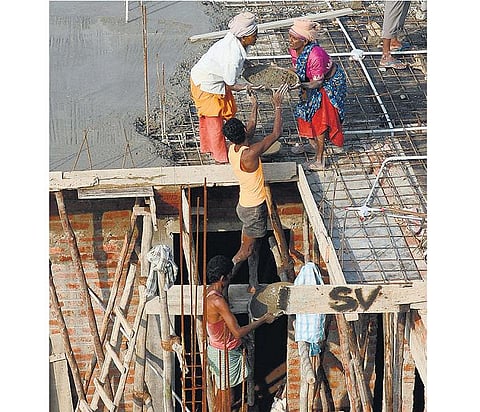 பார்த்துப் பார்த்து வீட்டைக் கட்டுவோம்