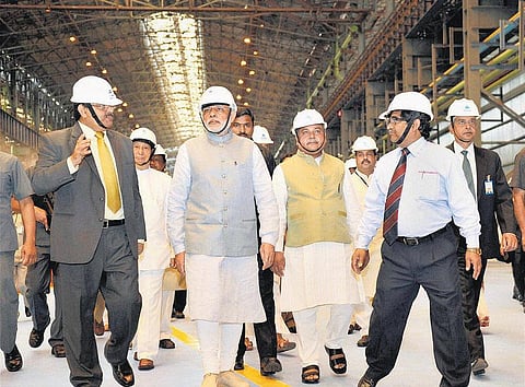 உருக்கு உற்பத்தியில் சீனாவை இந்தியா முந்த வேண்டும்: பிரதமர் நரேந்திர மோடி பேச்சு