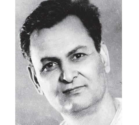 படிக்காமல் பேராசிரியரானவர்