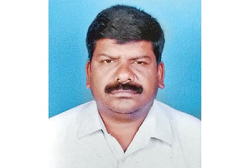 பேரூராட்சி அலுவலக உதவியாளர் தற்கொலை: அதிகாரிகளின் நெருக்கடியே காரணம் என கடிதம் சிக்கியது