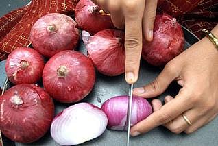 குறிப்புகள் பலவிதம்: வெங்காயத்தை விதவிதமா நறுக்கணும்
