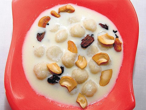 பால் கொழுக்கட்டை