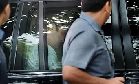 நாடு திரும்பிய ராகுல்: கிண்டல் செய்து தள்ளிய பாஜக