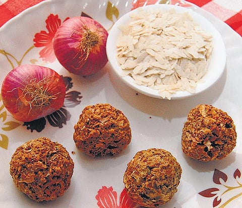 அவல் வெங்காய வடாம்