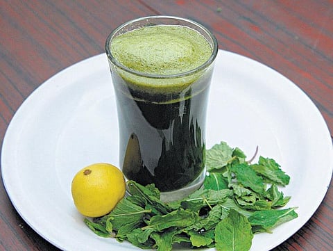 புதினா ஜல் ஜீரா பானி