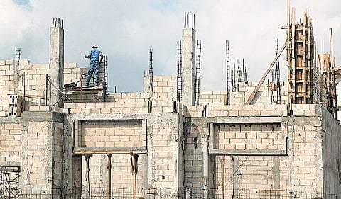 கான்கிரீட் தூண் குழிகளுக்கு மட்டம் அவசியமா?