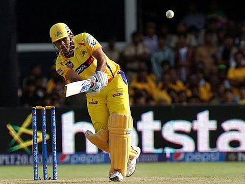 நிறைய பந்துகளை விரயம் செய்து விட்டேன்: தனது பேட்டிங் பற்றி தோனி வருத்தம்