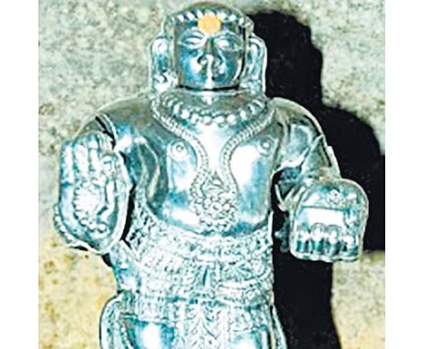 மாபாடியம் தந்த மாதவர்