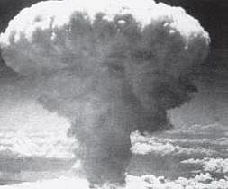 இன்று அன்று | 1958 ஏப்ரல் 27: அணுகுண்டுக்கு எதிராகத் திரண்ட குரல்கள்