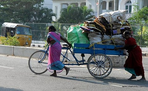 மே 1 - உழைக்கும் வர்க்கத்தின் உரிமைகளை வென்றெடுத்த தினம்