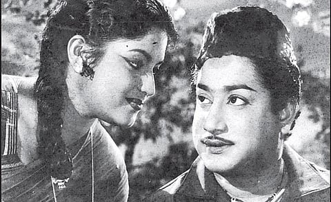 சூழல் ஒன்று பார்வை இரண்டு: மாற்றத்தின் மீது மாறுபட்ட பார்வைகள்