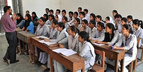 முஸ்லிம் பெண்கள் தொடர்பான ஆய்வு மீது ‘பத்வா’ - அச்சமடைந்த மாணவி கல்வியை தொடர முடியாமல் தவிப்பு