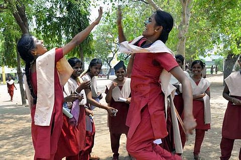 பிளஸ் 2 தேர்ச்சி விகிதத்தில் விருதுநகர் முதலிடம்; கடைசி இடத்தில் அரியலூர்