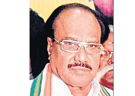 ரூ.35 லட்சம் கடன் மோசடி வழக்கு: காங்கிரஸ் முன்னாள் எம்.பி. அன்பரசு உட்பட 3 பேருக்கு சிறை