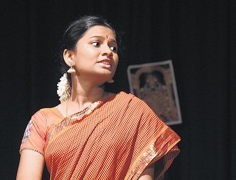 இளைஞர்களைக் கவர்ந்த நாடகங்கள்