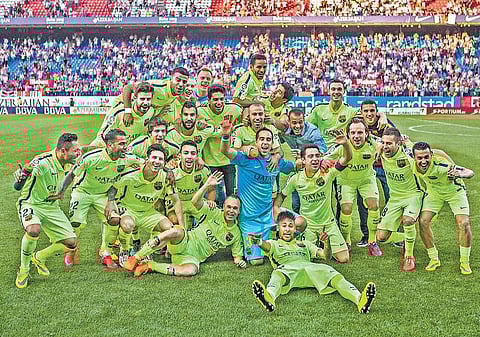 லா லிகா கால்பந்து போட்டியில் பார்சிலோனா அணி சாம்பியன் பட்டம் வென்றது