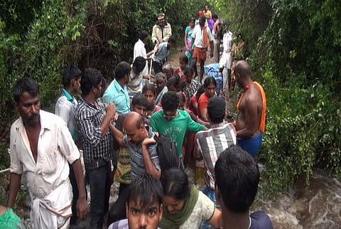 சதுரகிரி விபத்துக்கு பாதுகாப்பு குறைபாடே காரணம்: சமூக ஆர்வலர்கள், பொதுமக்கள் குற்றச்சாட்டு