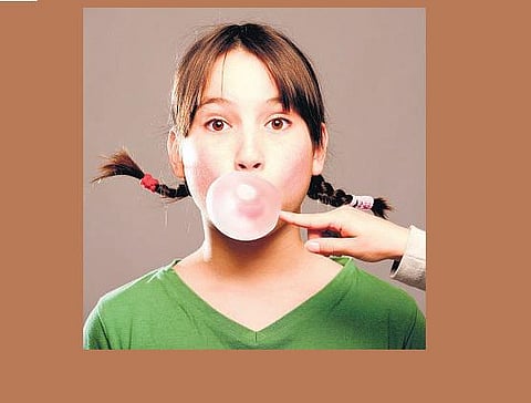 சுவிங்கம் மெல்வதால் உணவு சாப்பிடுவது குறைந்து உடல் எடை குறைய வாய்ப்புண்டா?