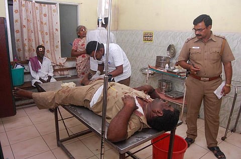 கிருஷ்ணகிரியில் அரசு பஸ்கள் மோதல்: ஒருவர் பலி; 42 பேர் காயம்