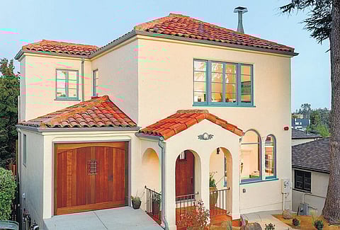 உங்கள் வீடு உங்கள் அனுபவம்: நட்பில் வளர்ந்த இல்லம்