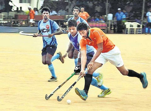 கோவில்பட்டி அகில இந்திய ஹாக்கி: போபால், ஜலந்தர் அணிகள் அரையிறுதிக்கு முன்னேற்றம்