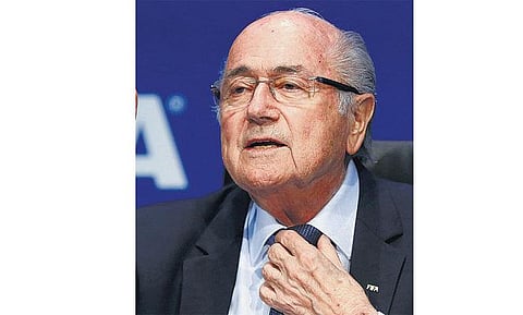 ஐரோப்பிய கால்பந்து சங்க நிர்வாகிகள் மீது பிளேட்டர் சாடல்