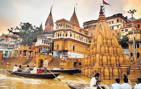 மோடி 365° - மோடியின் தொகுதி எப்படி?