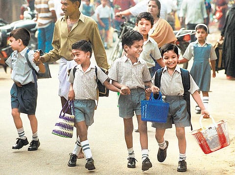 திறந்தாச்சு பள்ளிக்கூடம்!