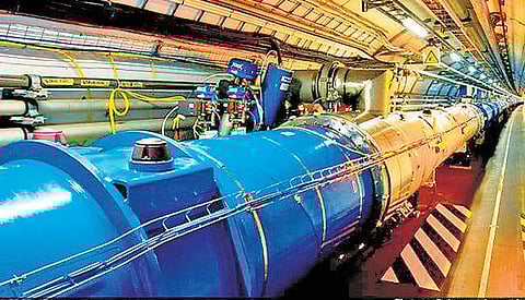 கடவுள் துகளைக் கண்டுபிடித்த கருவி மீண்டும் செயல்பாட்டுக்கு வந்தது