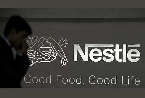 மேகி நூடுல்ஸை விற்பனையில் இருந்து திரும்பப் பெறுவதாக நெஸ்லே அறிவிப்பு