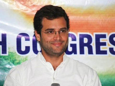 சமூக இணையதளங்களில் ஆர்வம் காட்டும் காங்கிரஸ் தலைவர்கள்