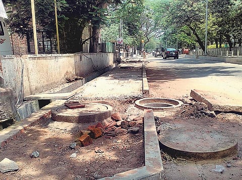 தாமதமாகும் ஹாரிங்டன் சாலை பணிகள்