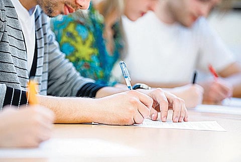 கேம்பஸ் தேர்வு நீடிக்குமா?