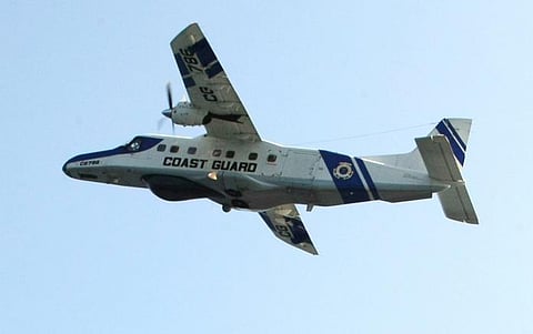 கடலில் விழுந்தது கடற்படை விமானம்