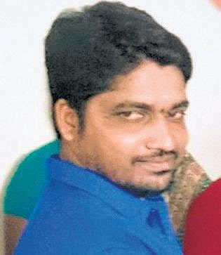 கடை உரிமையாளர் வெட்டிக் கொலை: ஊராட்சித் தலைவர் கொலைக்கு பழிதீர்த்த கும்பல்?