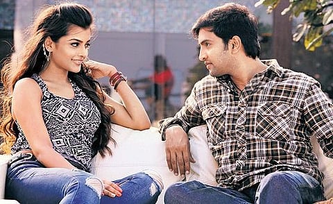 இனிமே இப்படித்தான்: முதல் நாள் முதல் பார்வை