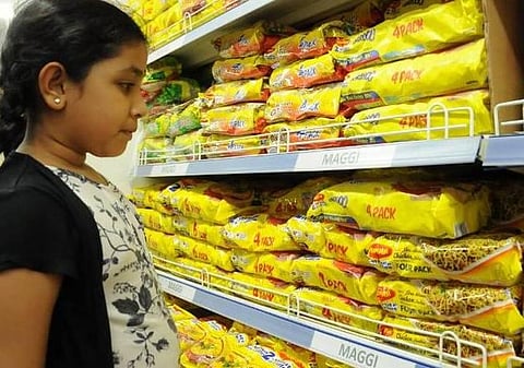 மேகி தடையால் நெஸ்லே நிறுவனத்துக்கு ரூ.320 கோடி இழப்பு