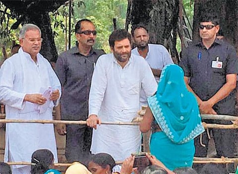 புல்லட் ரயிலில் ஏழைகள் ஏற முடியாது: காங்கிரஸ் துணைத் தலைவர் ராகுல் காந்தி தாக்கு