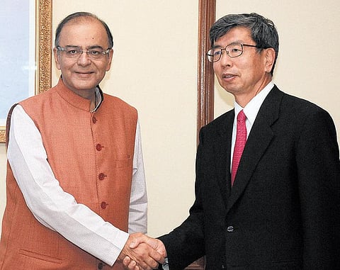 இந்தியாவுக்கு கூடுதலாகக் கடன்: ஆசிய மேம்பாட்டு வங்கி முடிவு