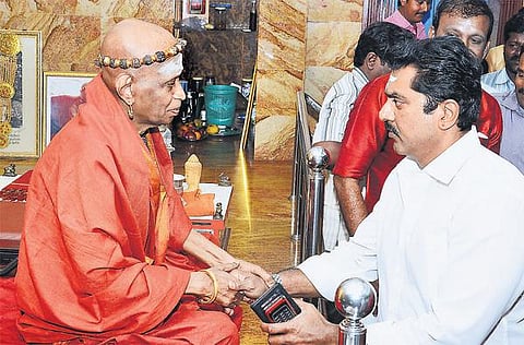 அன்றாட நடவடிக்கைகளில் உறுப்பினர்கள் தலையிடக் கூடாது: நடிகர் சங்கத் தலைவர் சரத்குமார் வேண்டுகோள்