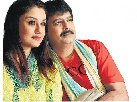 எழுத்தைக் கையில் எடுக்கிறேன்!- நடிகர் விவேக் சிறப்பு பேட்டி