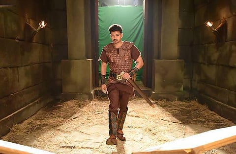 இணையத்தில் வெளியான ’புலி’ புகைப்படங்கள்