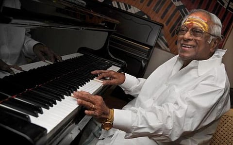 எம்.எஸ்.விஸ்வநாதன் 10