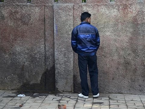 தூய்மை இந்தியா திட்டத்தின் கீழ் நாட்டிலேயே முதல்முறை: ரயில்வே வளாகத்தில் சிறுநீர் கழித்த 109 பேருக்கு 1 நாள் சிறை - ரயில்வே போலீஸின் ஆக்ரா பிரிவு நடவடிக்கை